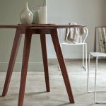 Oliana Solid Sheesham Wood Round Table (Natural Finish) - Image 2